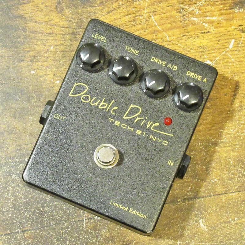 TECH21 Double Driveの画像